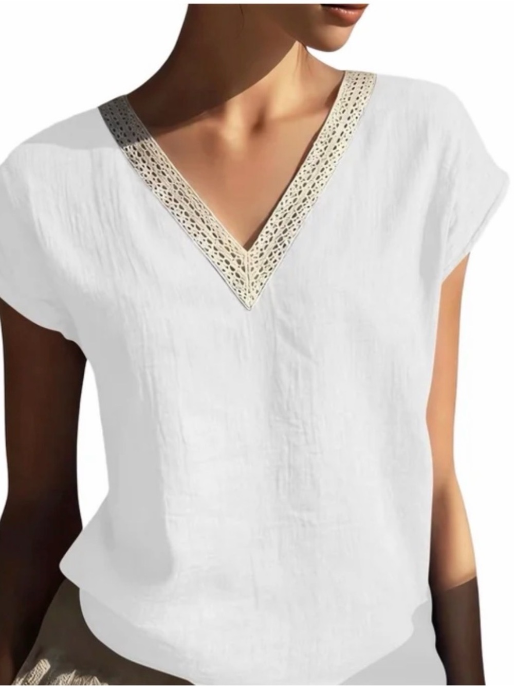 Adrienne Vittadini V-Neck White Embellished Blouse size 2X NWT
